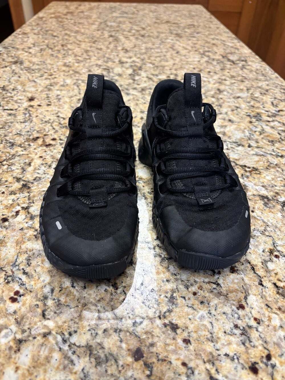 Nike Free Metcon 5 Women’s Training Shoes Black /Size: 6.5